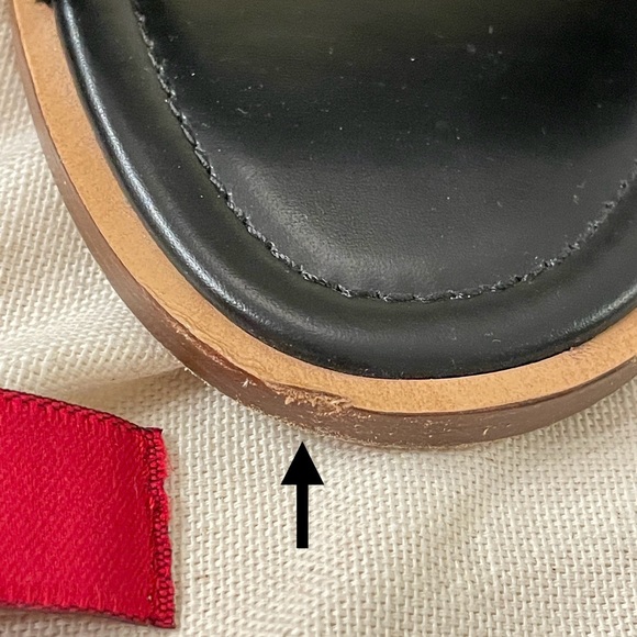 VALENTINO Slides - Picture 4 of 10